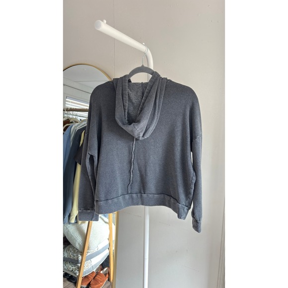 Free People Movement Work It Out Charcoal Cropped Hoodie Athletic Casual Women's - Picture 9 of 9